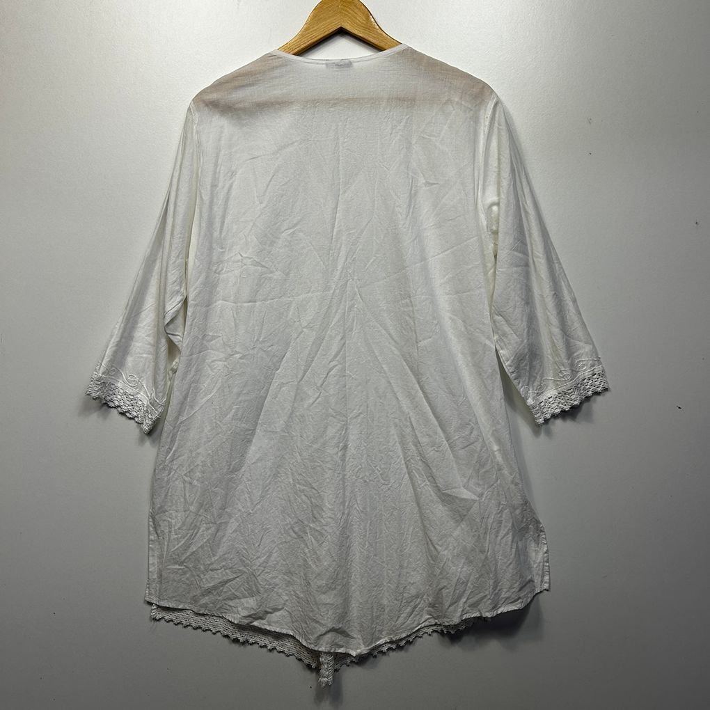 White Embroidered Cotton Boho Top - Size XXL