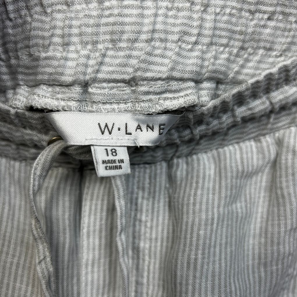 W.Lane Grey Striped Linen Shorts - Size 18