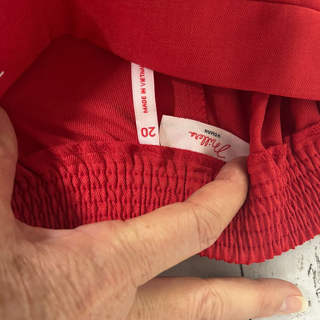 Millers Red Plus Size Capri Pants - Size 20