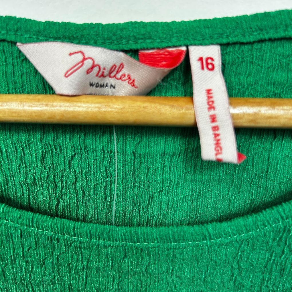 Millers Green Top - Size 16