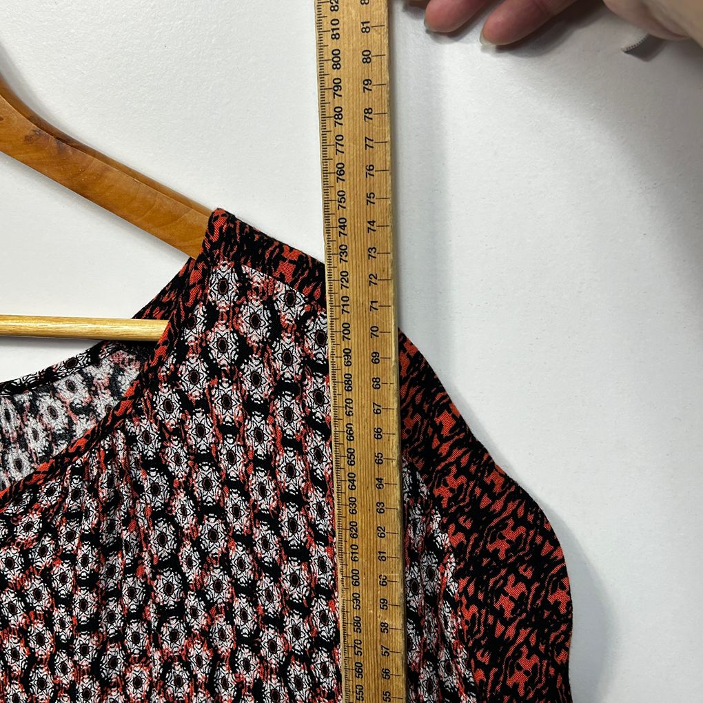 Beme Red Print Top - Size 22/24