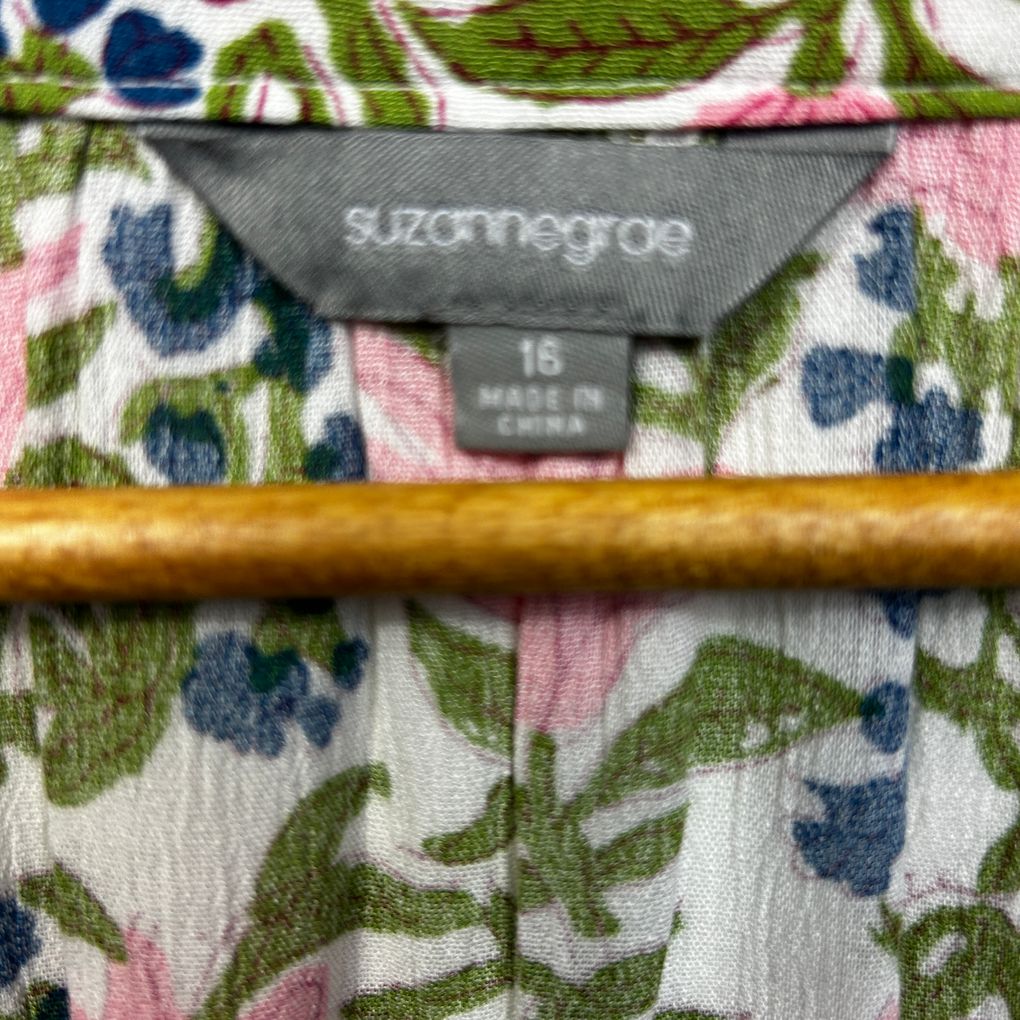 Suzanne Grae Pink Floral Top - Size 16