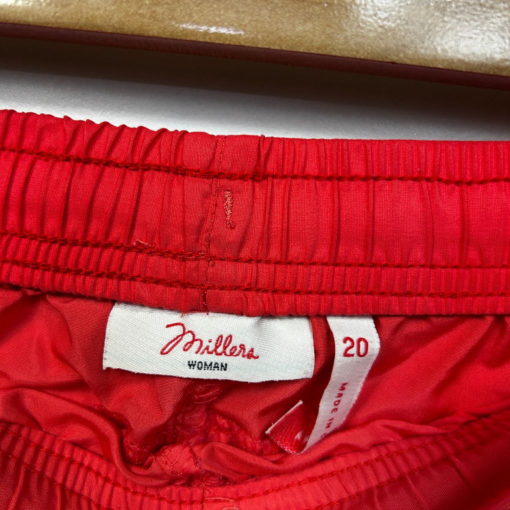 Millers Red Plus Size Cropped Pants - Size 20