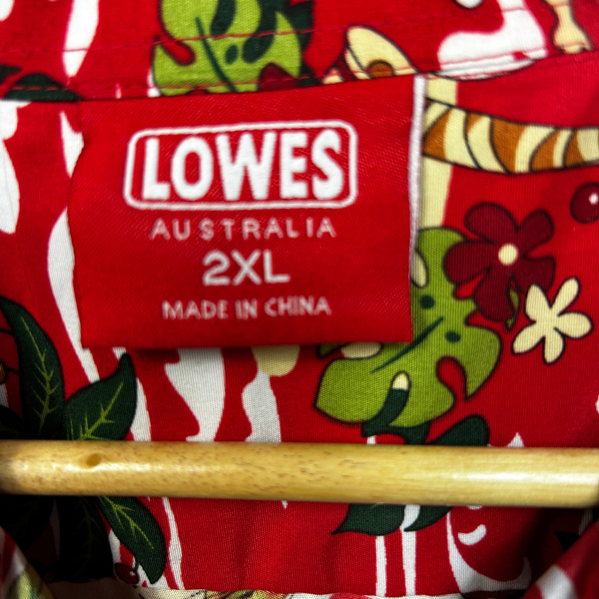 Lowes Red Santa Christmas Party Hawaiian Shirt - Size 2XL