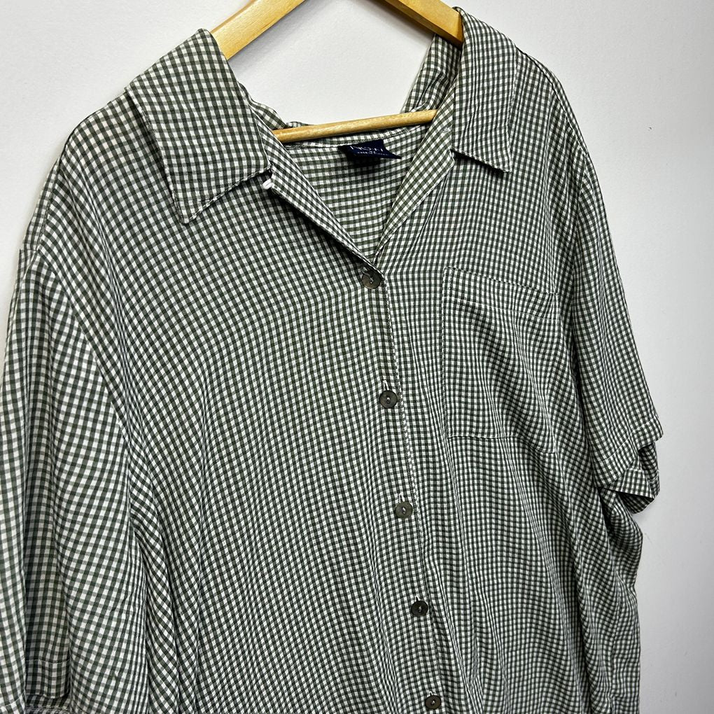 Vintage Now Green Plus Size Gingham Shirt - Size 24