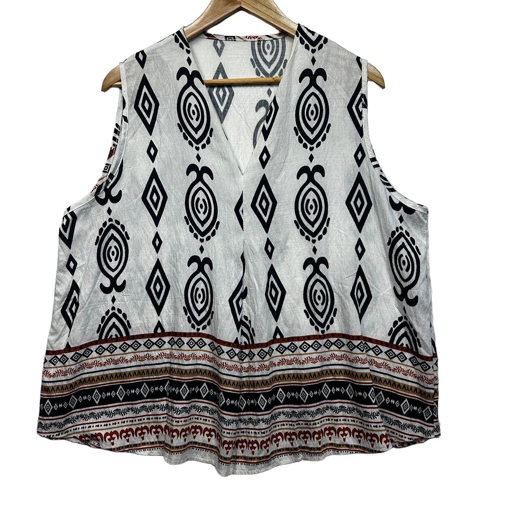 Cotton Sleeveless Top - Size 22