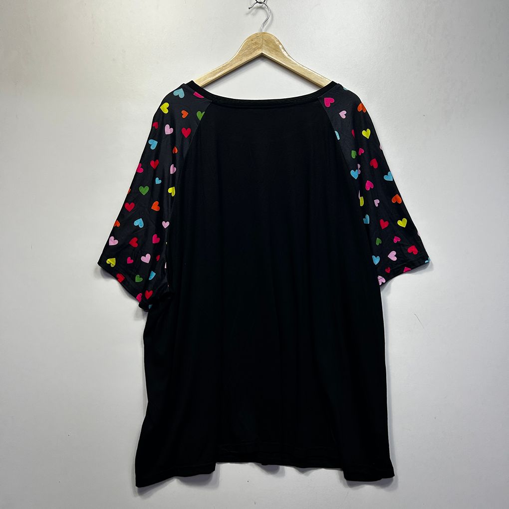 Bloomchic Black Hearts Plus Size T-Shirt - Size 30 - 34
