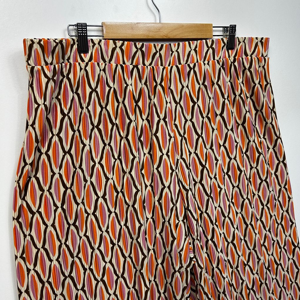 Suzanne Grae Multicoloured Plus Size Pleated Cropped Pants - Size 2XL