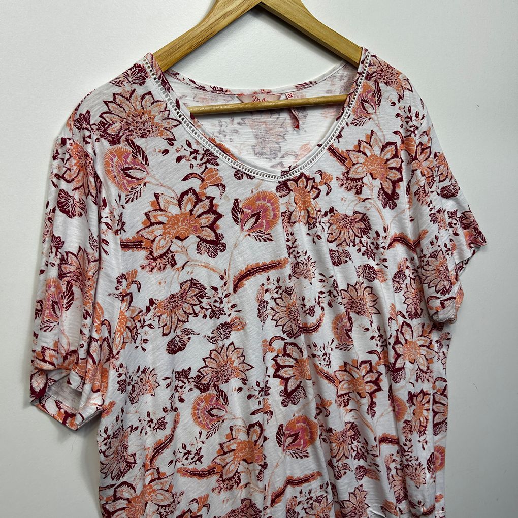 Millers White Floral Plus Size Cotton Top - Size 22