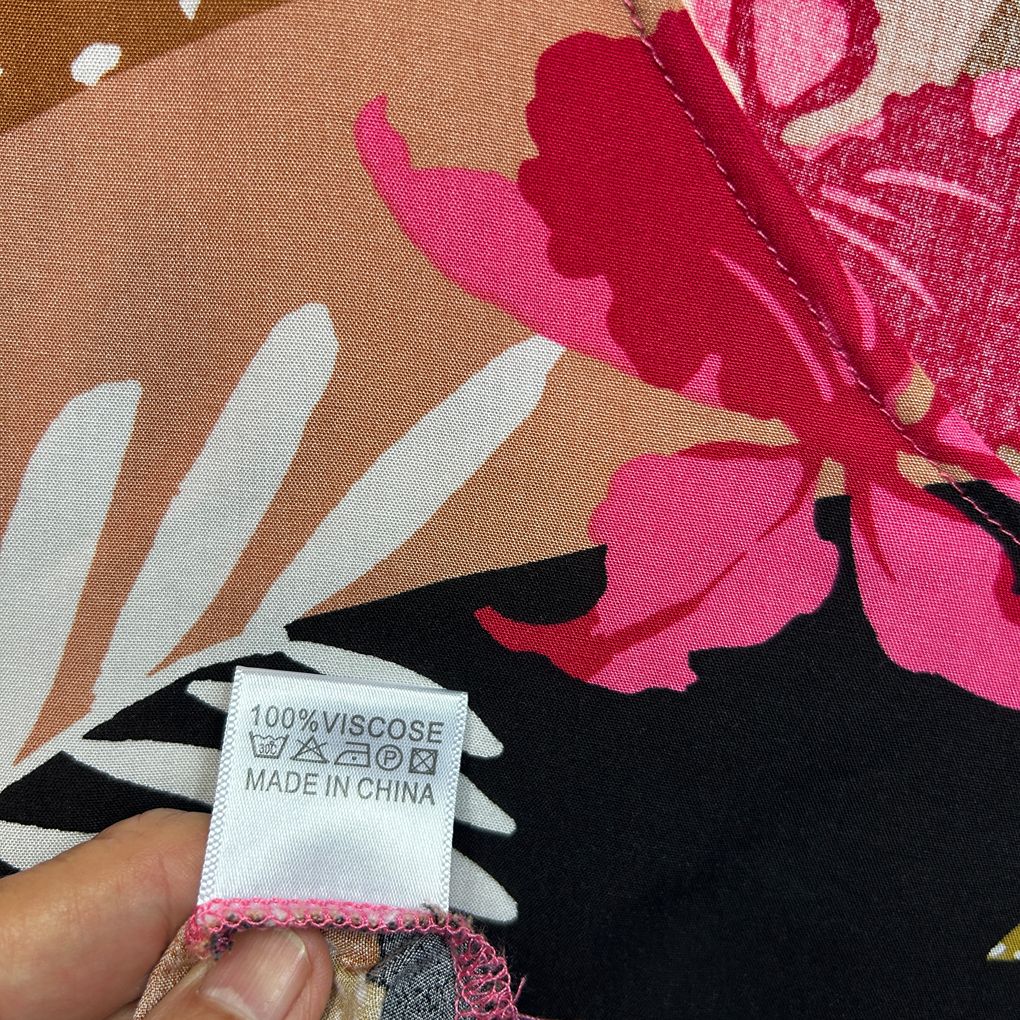 Unique Collections Pink Floral Top - Size 16/18