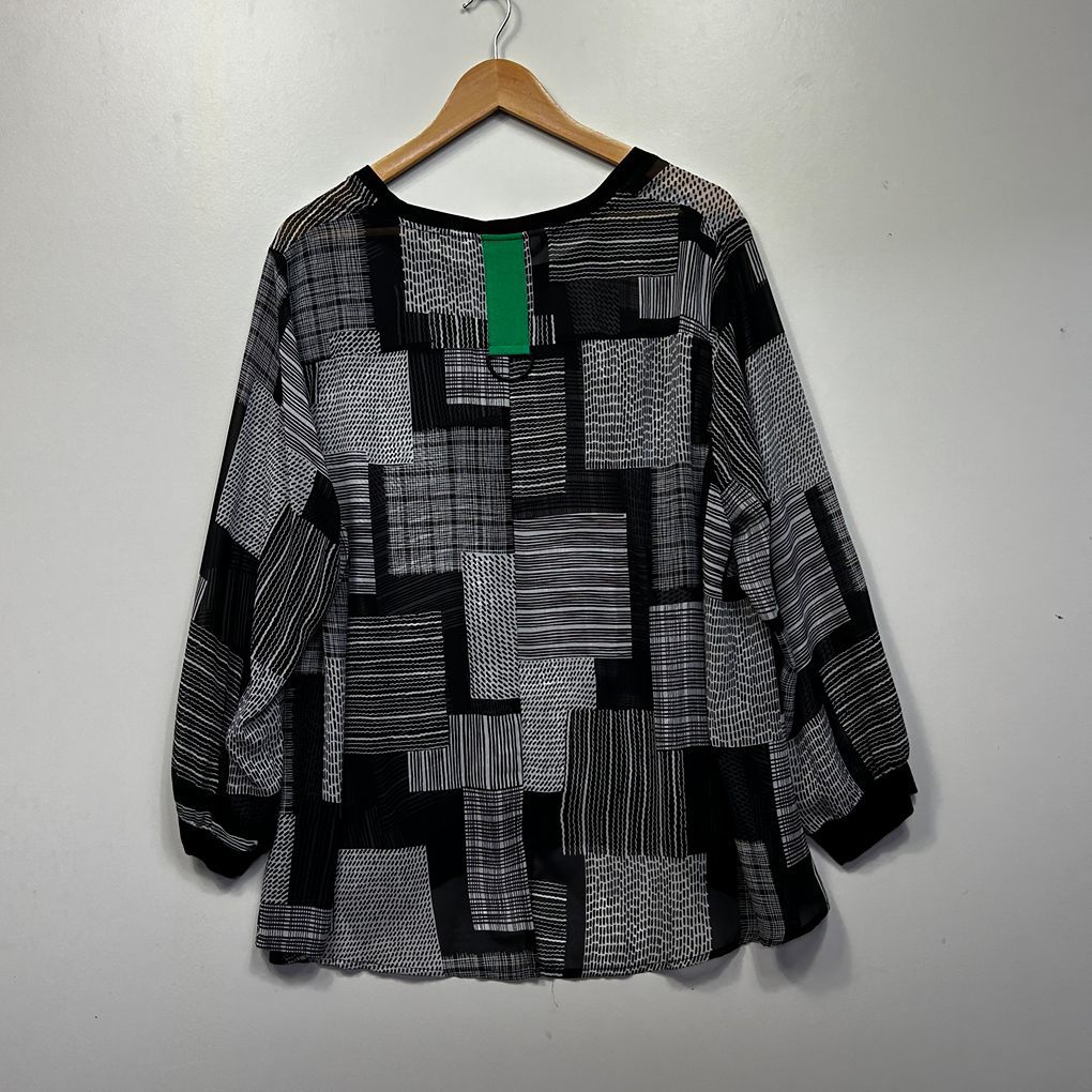 Taking Shape Black and White Sheer Print Top - Size 18