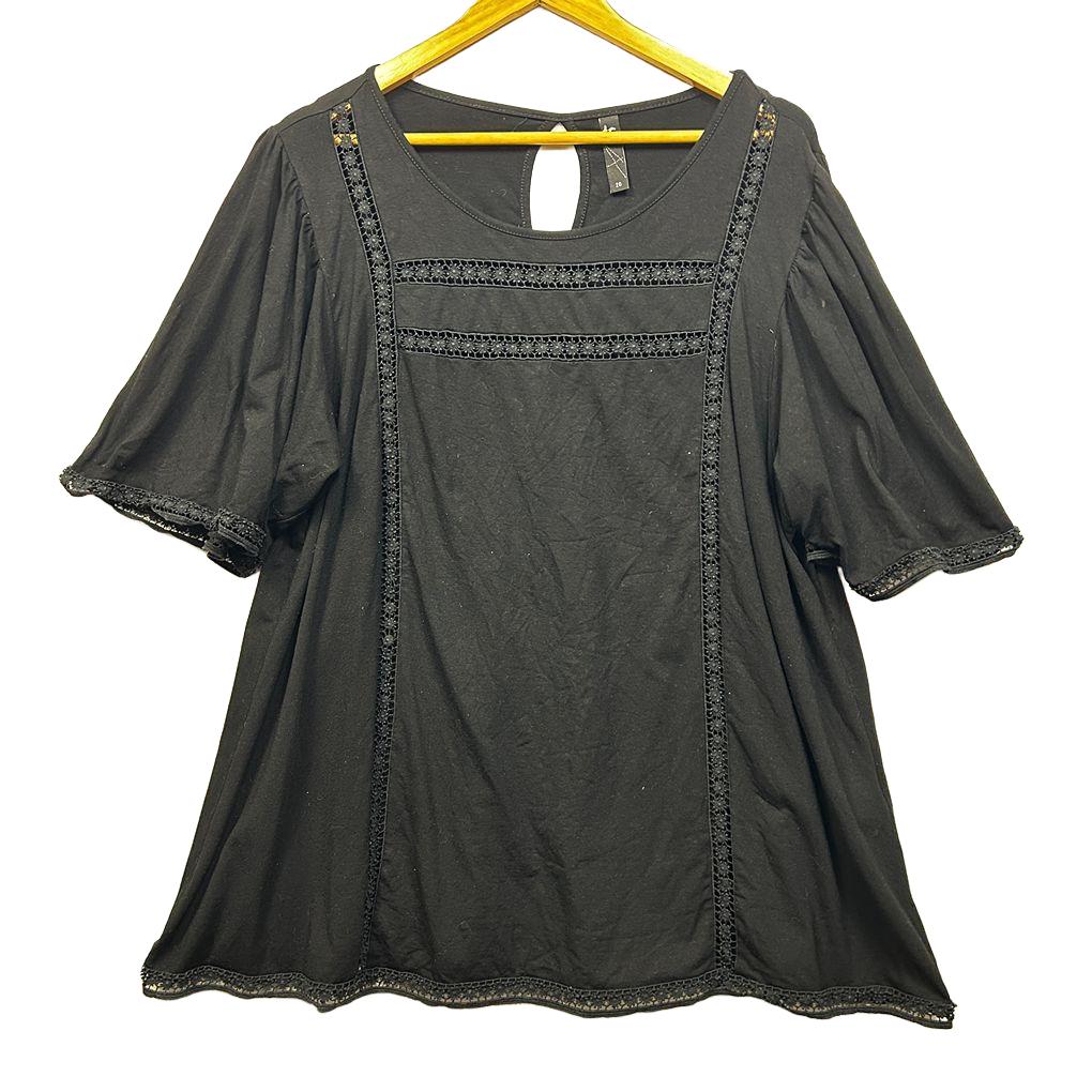 Taking Shape Lace Trim Top - Size 20