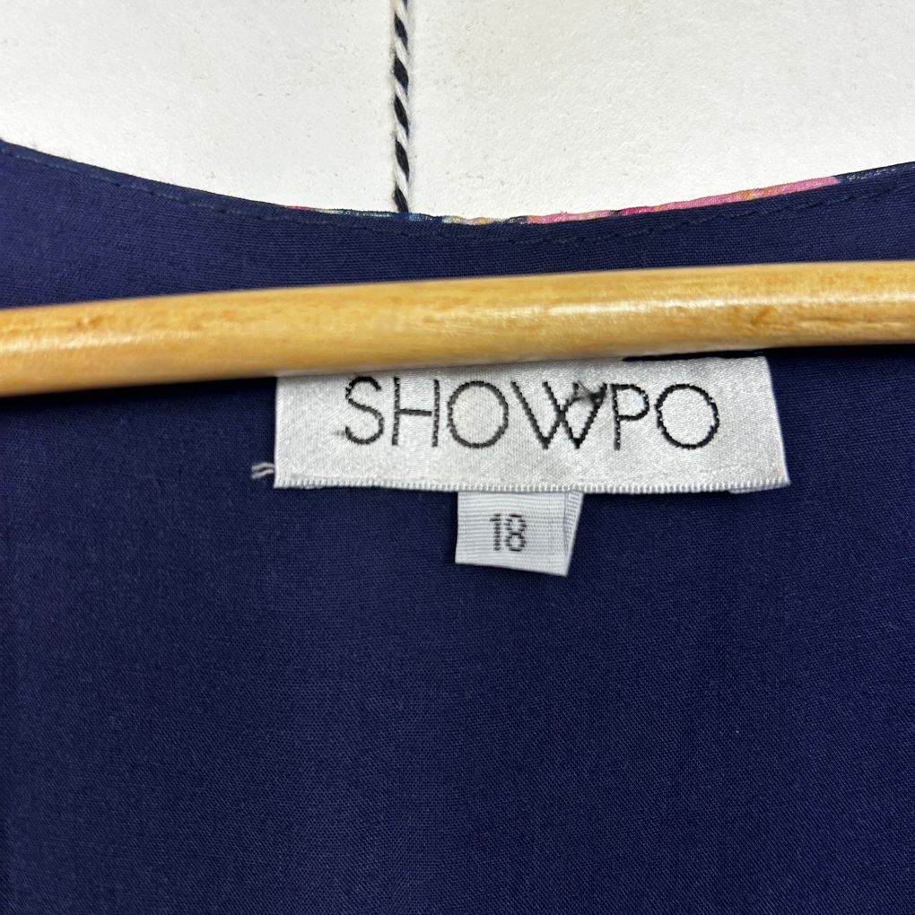 Showpo Navy Floral Plus Size Maxi Dress - Size 18