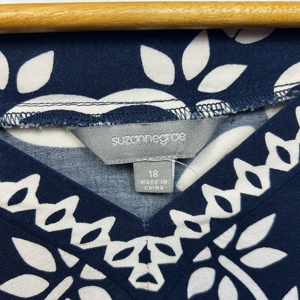 Suzanne Grae Navy Plus Size Top - Size 18