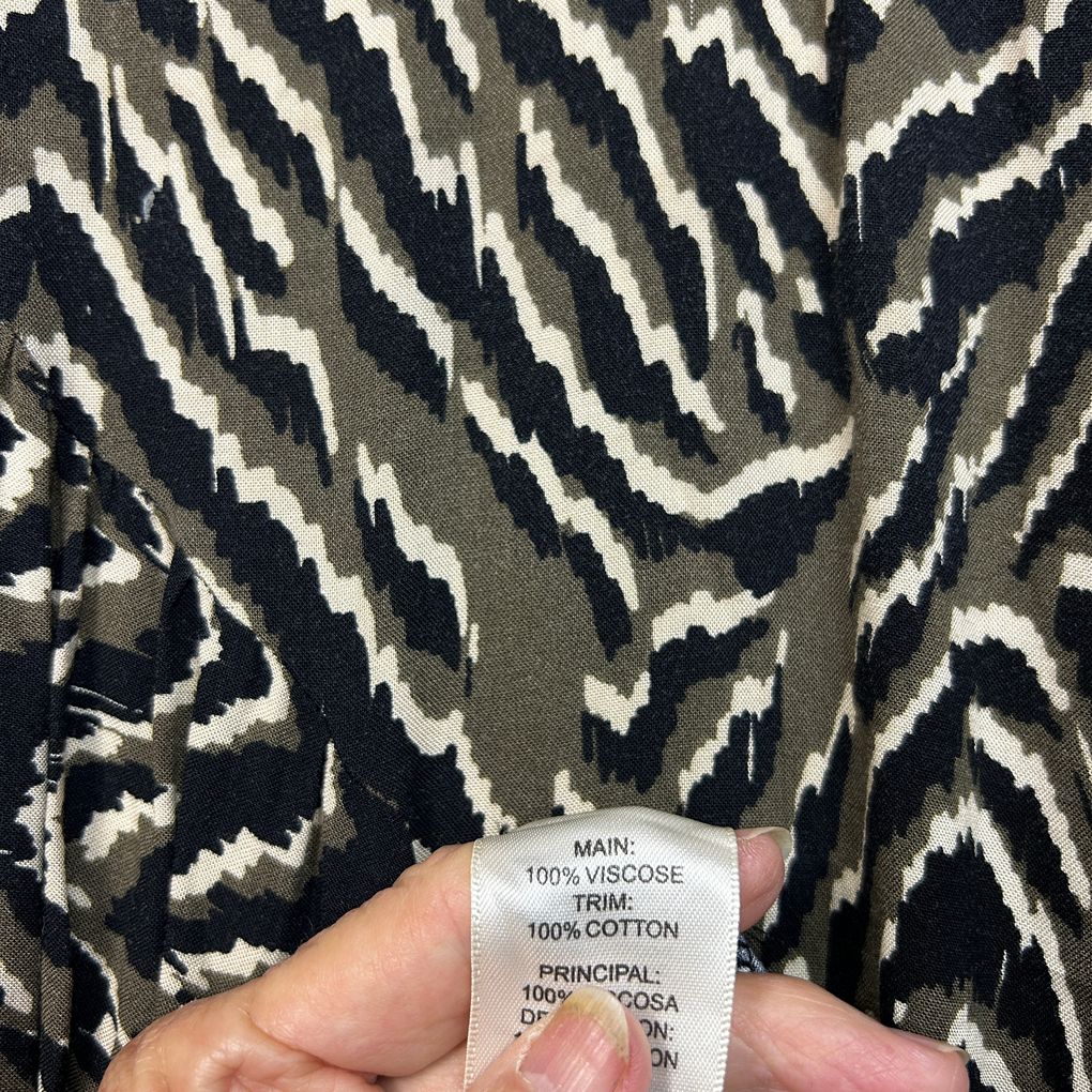 Loralette Khaki Print Maxi Dress - Size 22/24 (fault)