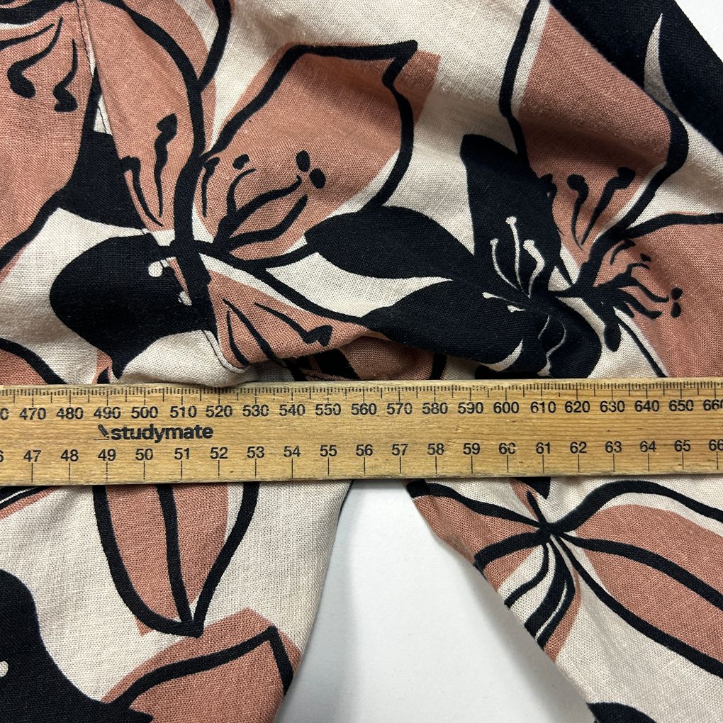 Suzanne Grae Beige Black Floral Linen Top - Size 18