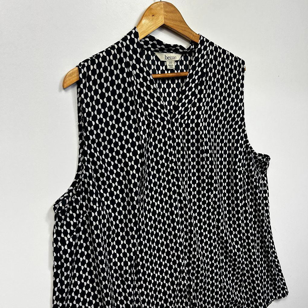Beme Black Plus Size Sleeveless Top - Size 22