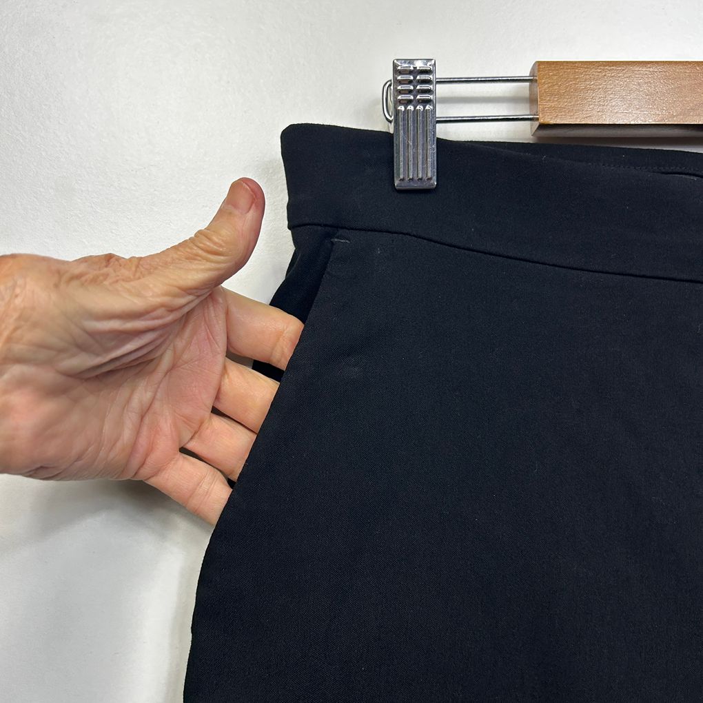 Preview Black Pants - Size 16