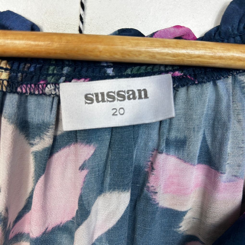 Sussan Navy Floral Plus Size Maxi Dress - Size 20