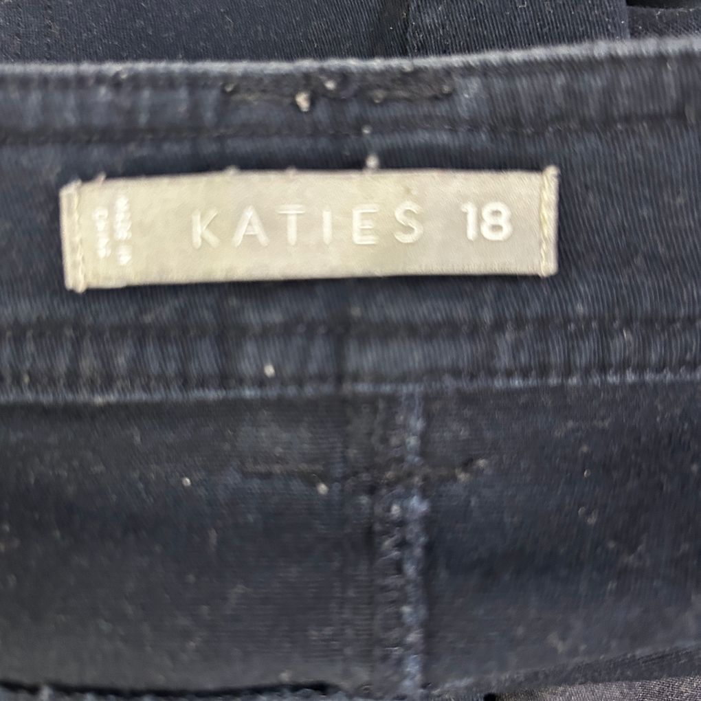 Katies Navy Cotton Skirt - Size 18 (fault)