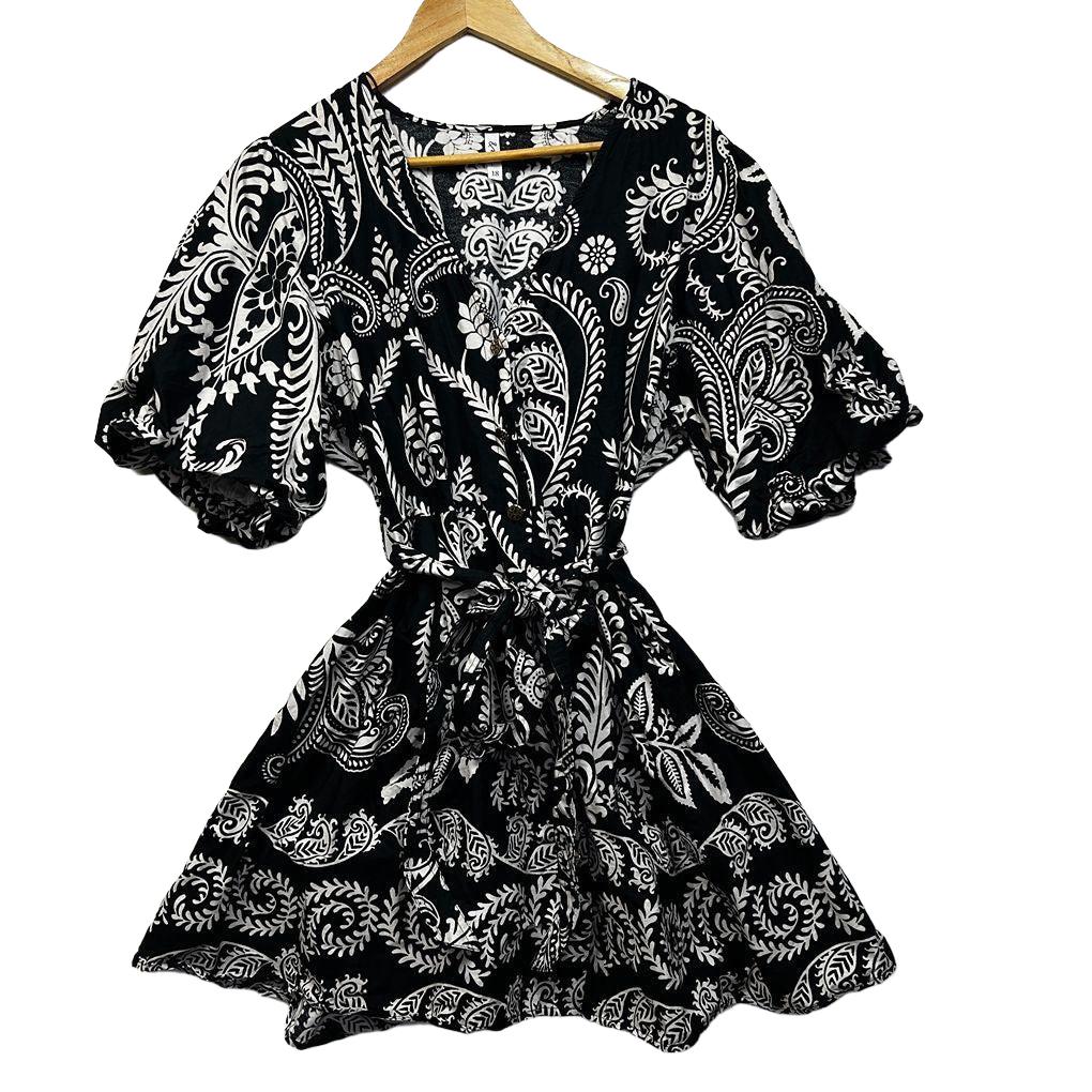& me Black White Paisley Puff Sleeveless Cotton Dress - Size 18