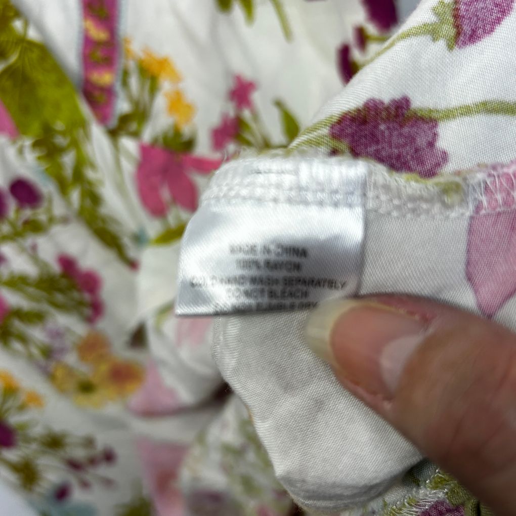 Silver Wishes White Floral Dress - Size 16