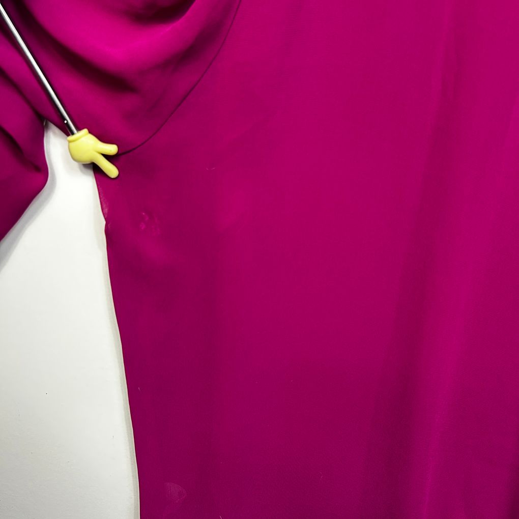 Postie Magenta Sheer Hi-Low Top - Size 24 (fault)