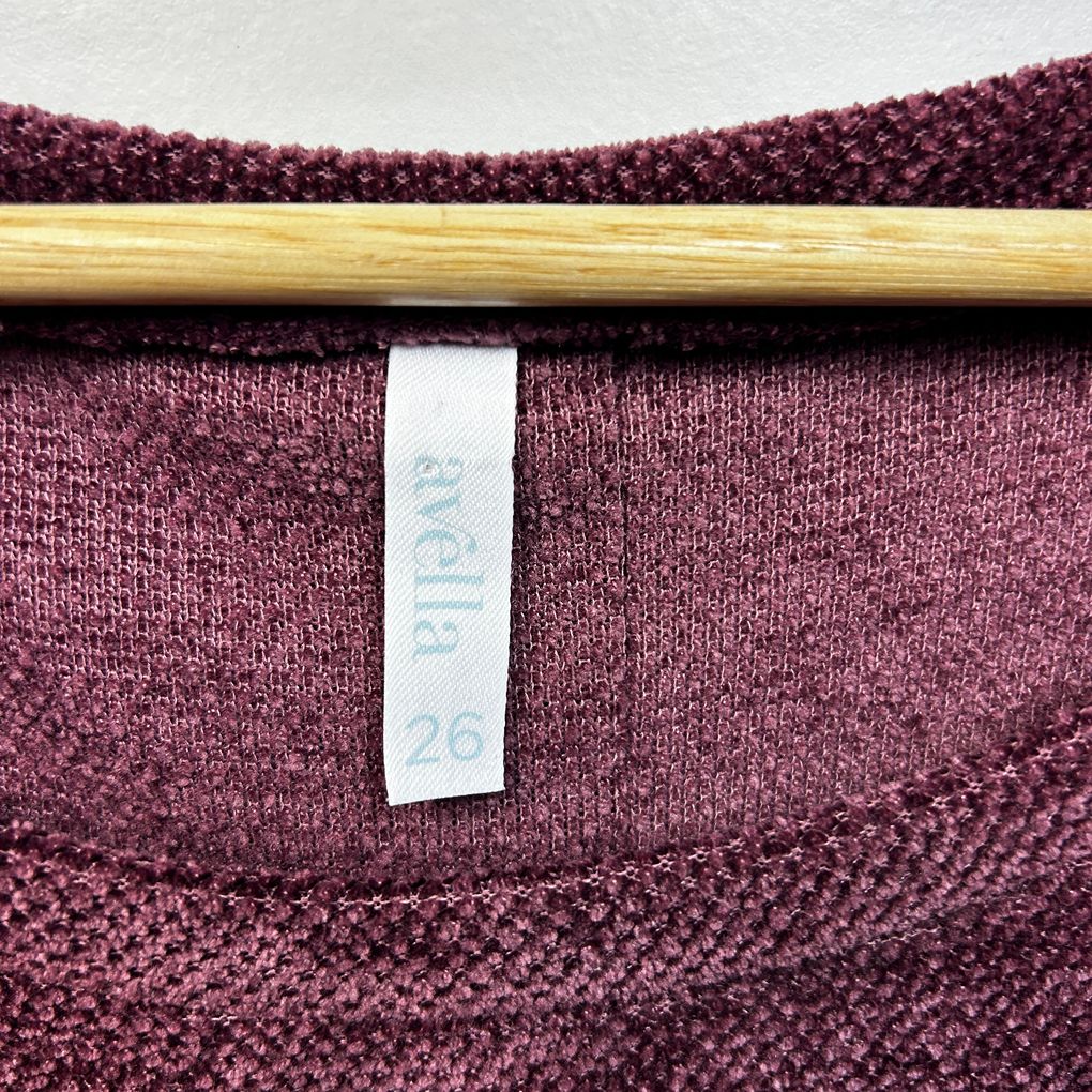 Avella Burgundy Chenille Top - Size 26
