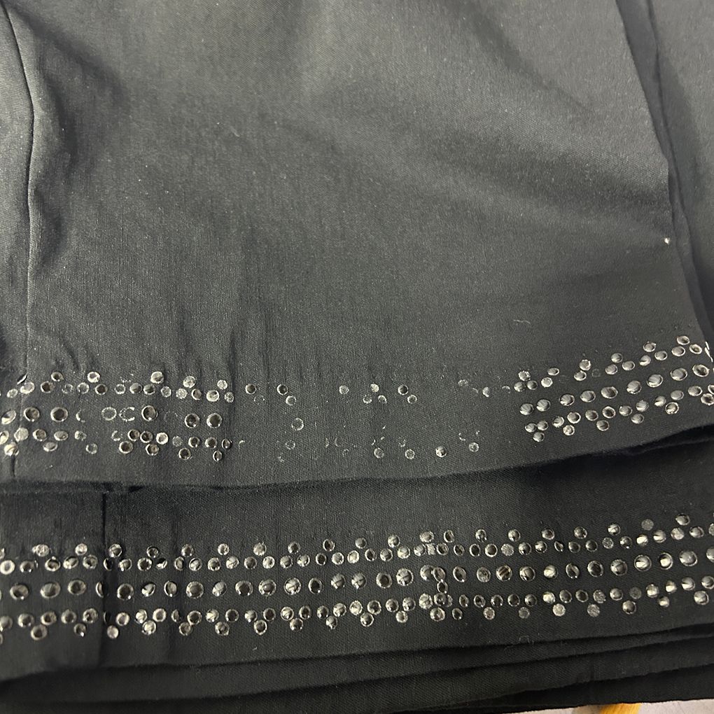 Millers Black Plus Size Capri Pants - Size 22 (fault)