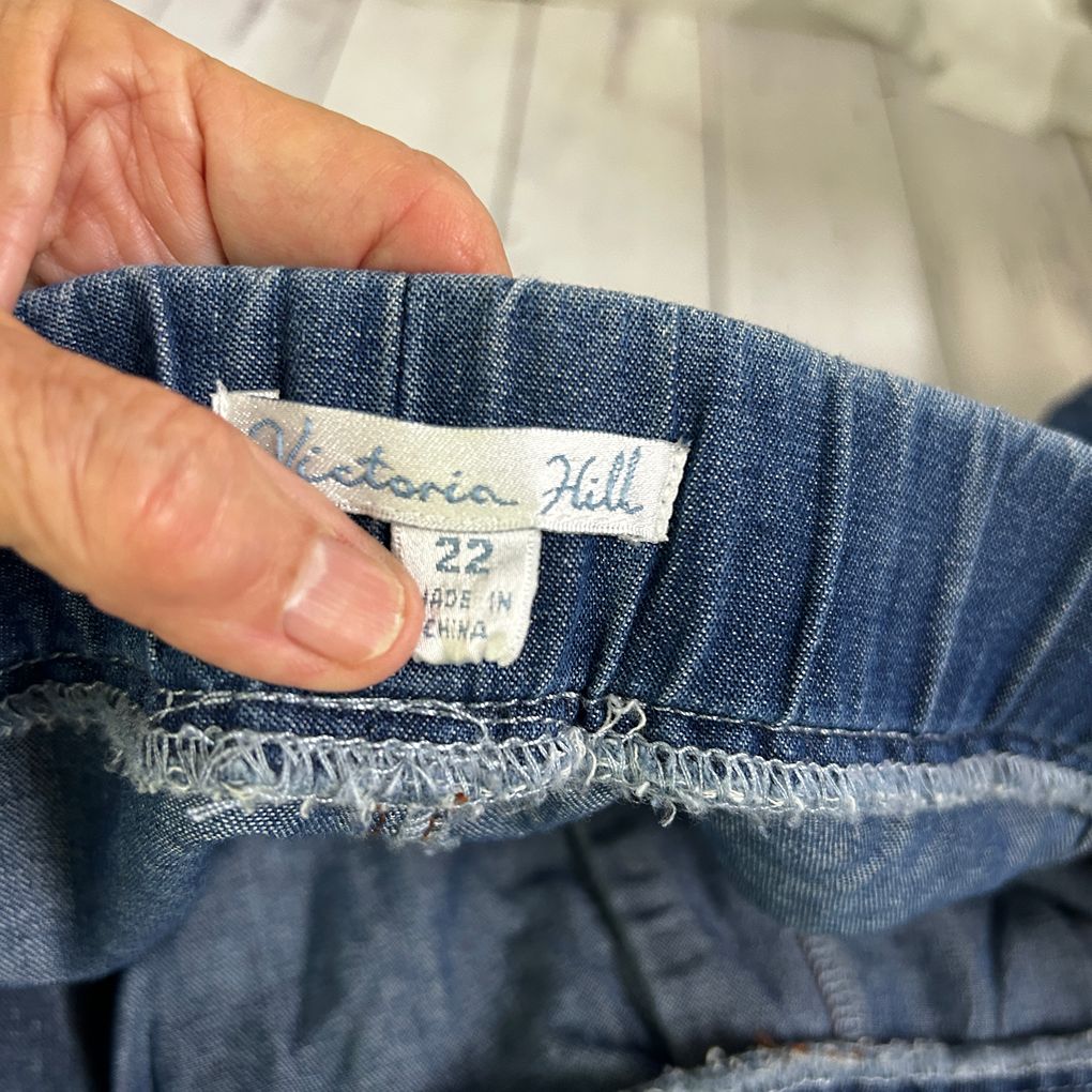 Victoria Hill Blue Denim Jeans - Size 22