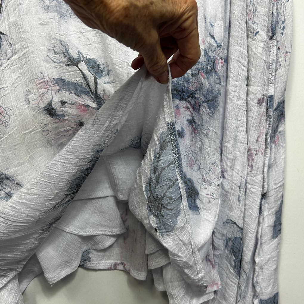 Willow Tree White Floral Maxi Dress with Pockets - Size 16