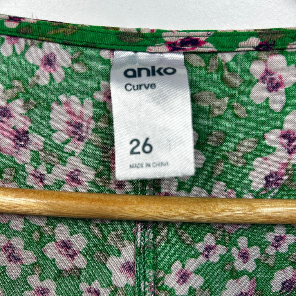 Anko Green Floral Plus Size Top - Size 26