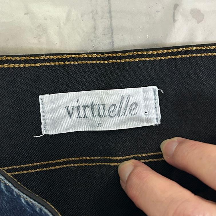 Virtuelle Dark Blue Jeans - Size 20