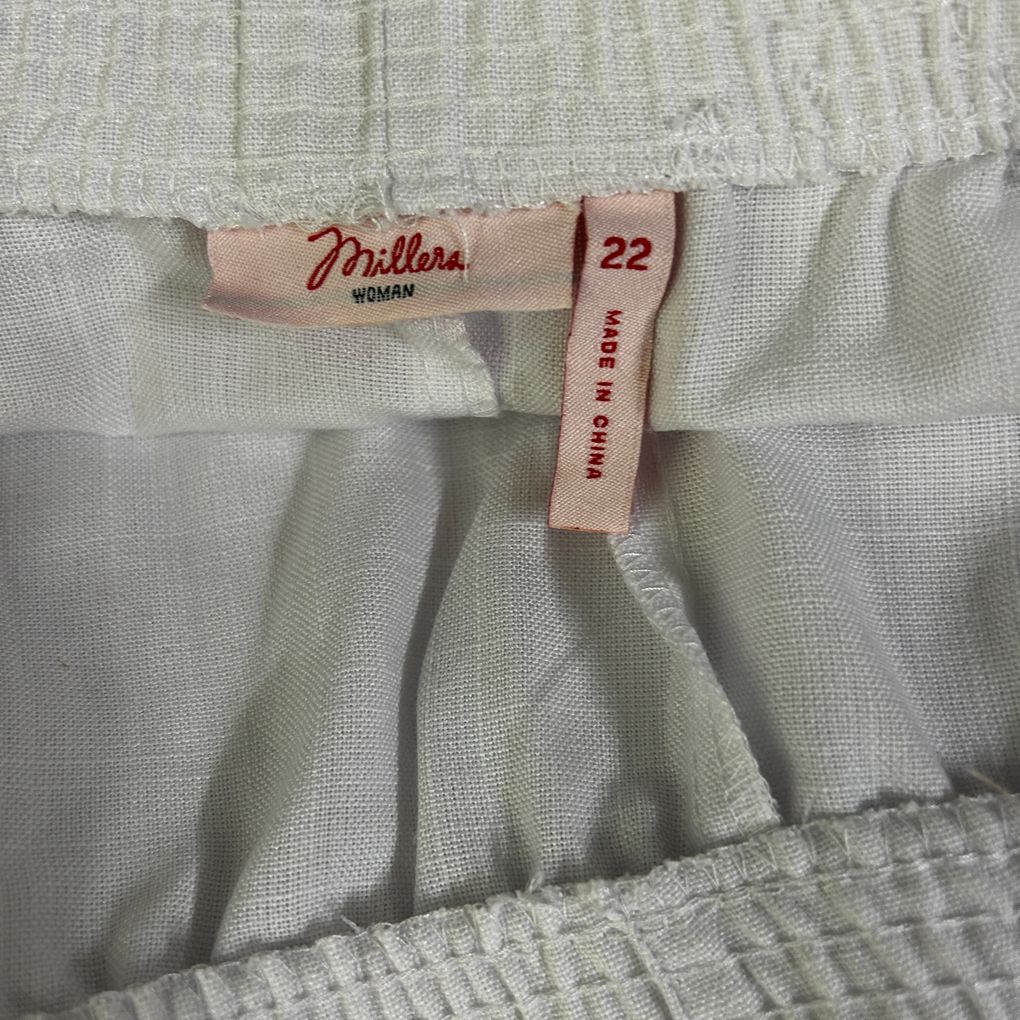 Millers White Plus Size Shorts - Size 22
