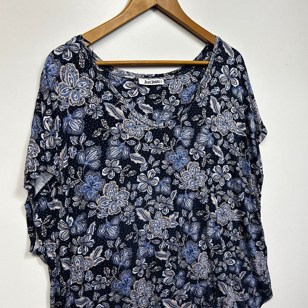 Just Jeans Navy Plus Size Top - Size 22