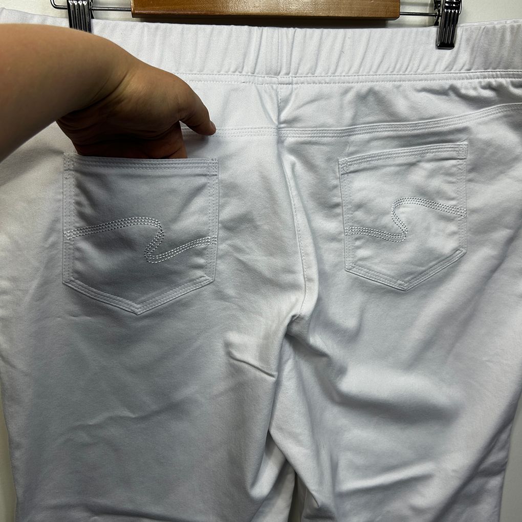 W.Lane White Plus Size Cotton Pants - Size 18