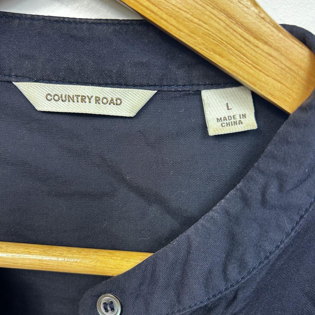 Country Road Black Shirt - Size L