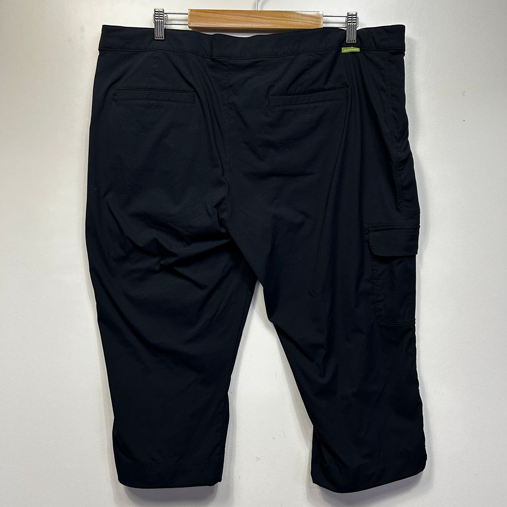 Kathmandu Black Cropped Cargo Pants - Size 18