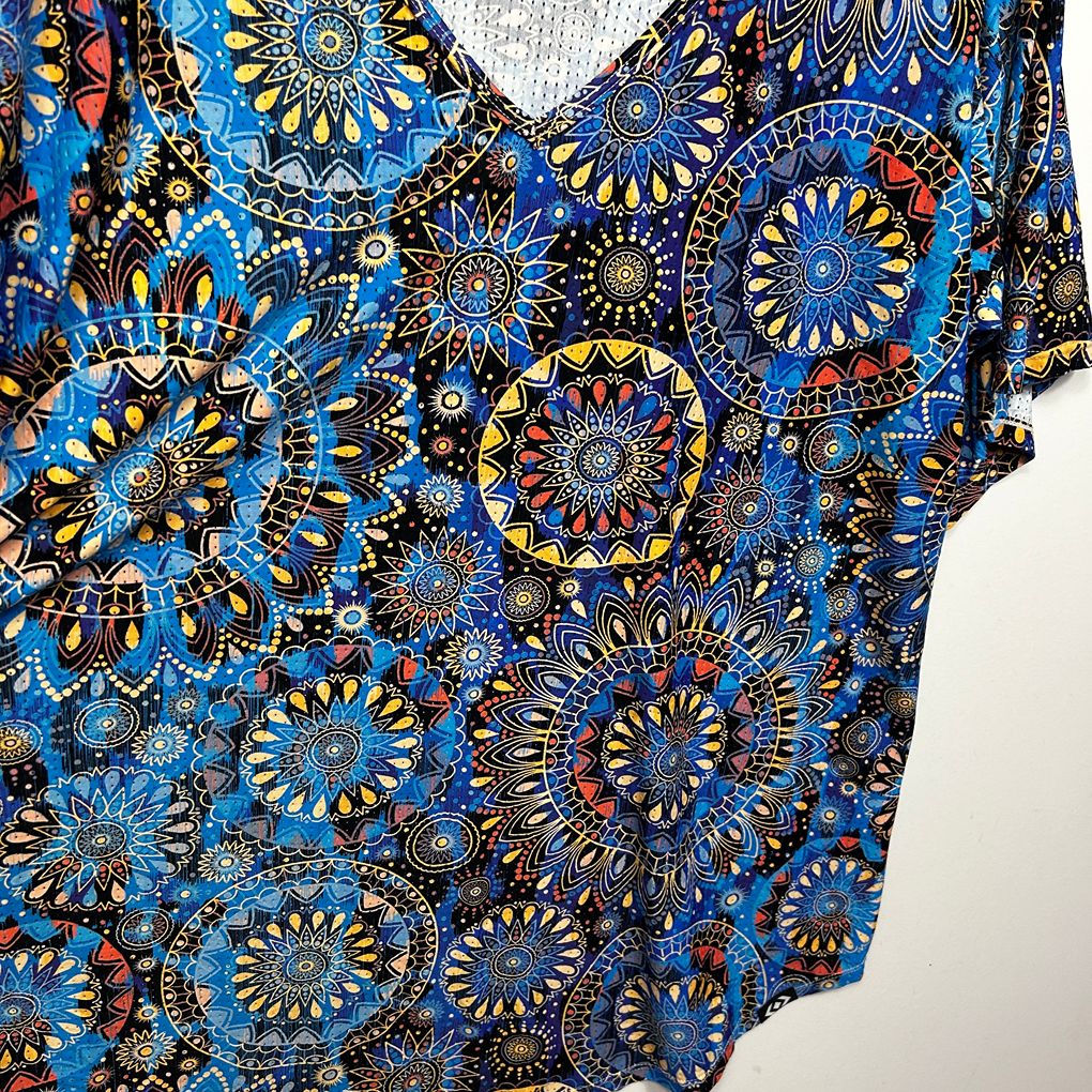 exoticathletica Blue Activewear Top - Size L-XL