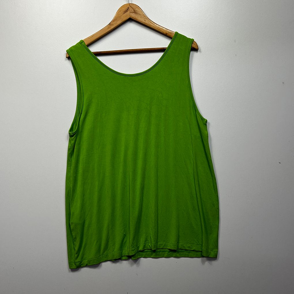 Taking Shape Green Sleeveless Top - Size 20