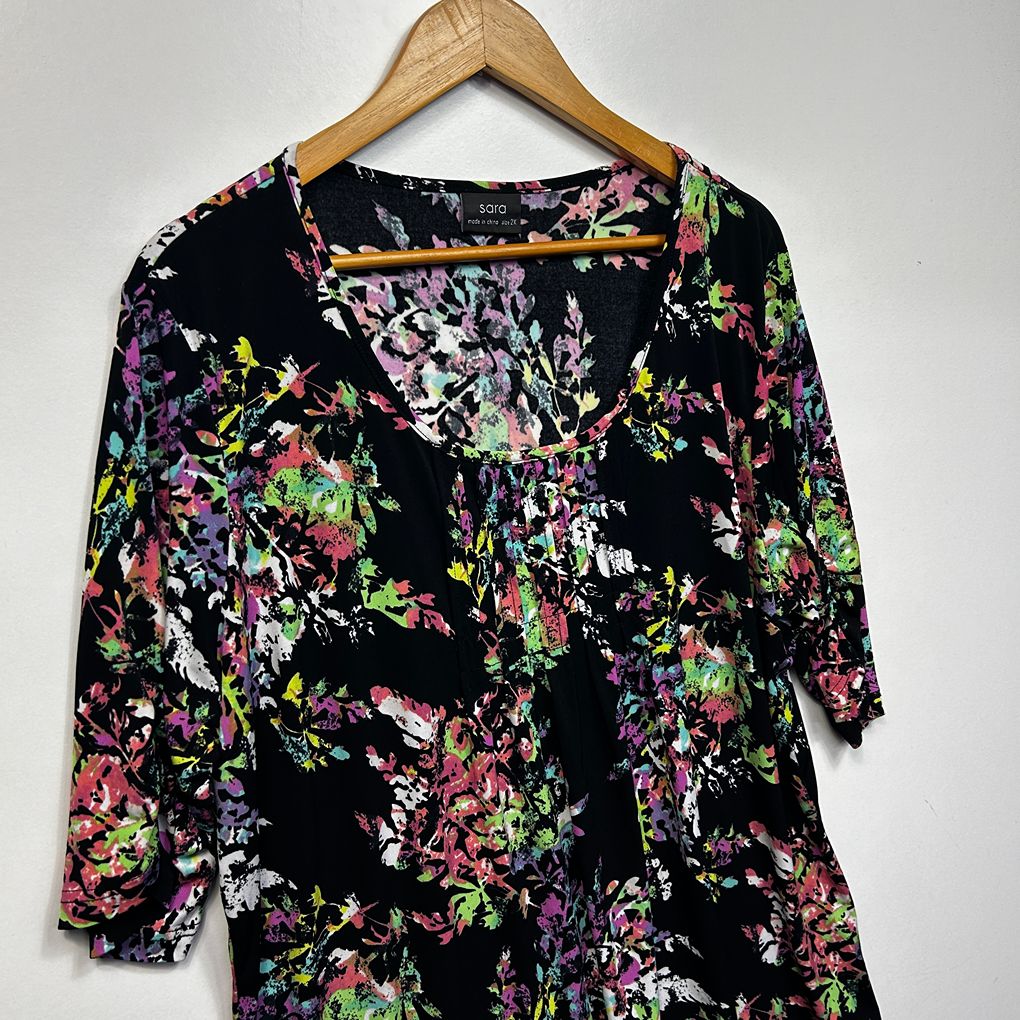 Sara Black Plus Size Top - Size 2X