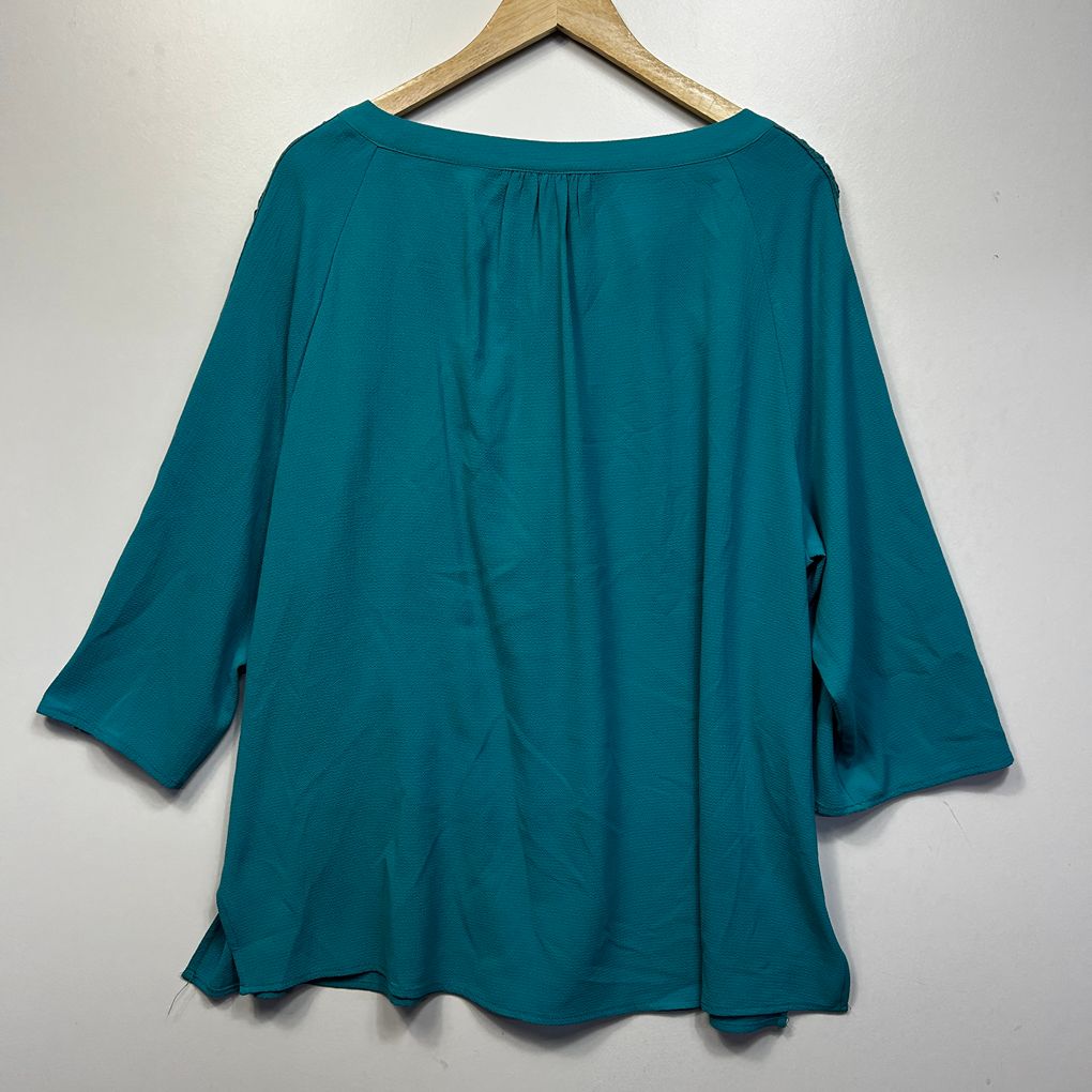Suzanne Grae Teal Plus Size Top - Size 18