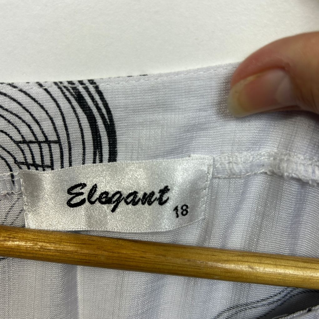 Elegant White Print Cotton Top - Size 18