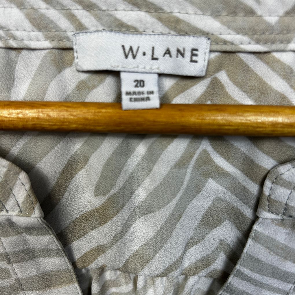W. Lane Beige Top - Size 20