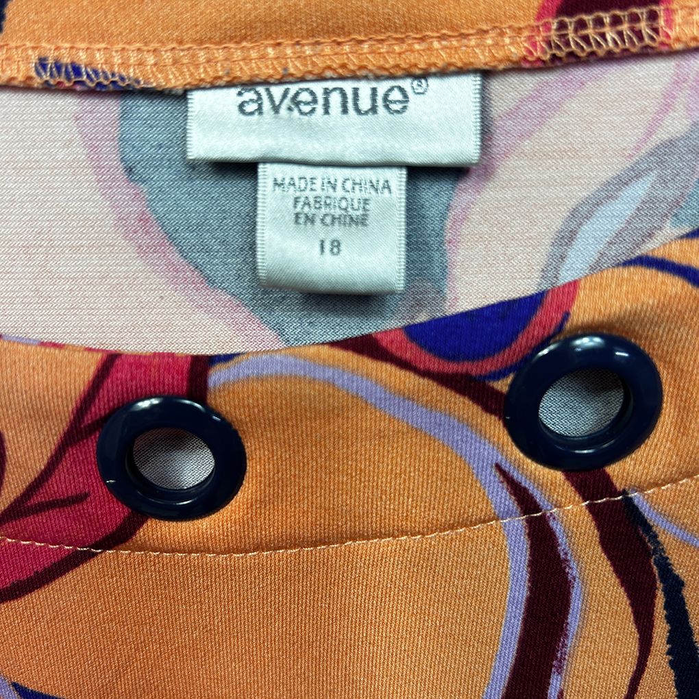 Avenue Orange Floral Plus Size Top - Size 18