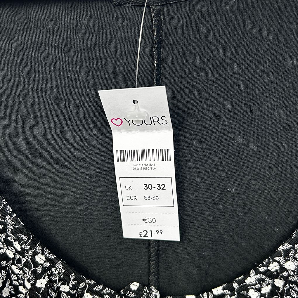 Yours Black Plus Size Floral Tunic Top - Size 30-32
