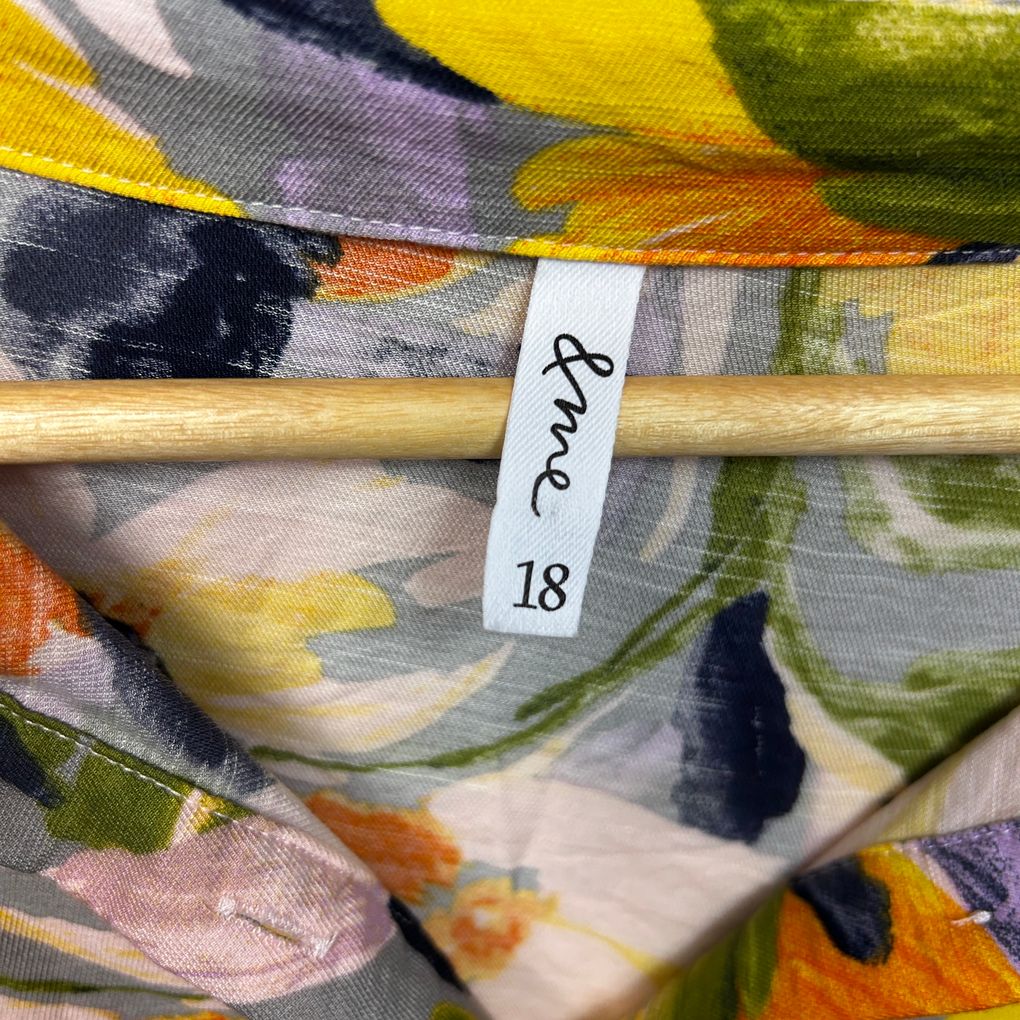 &me Multicoloured Floral Plus Size Shirt - Size 18