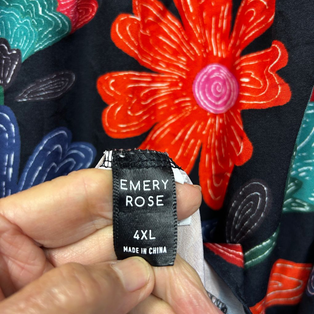 Emery Rose Black Floral Plus Size Dress - Size 4XL