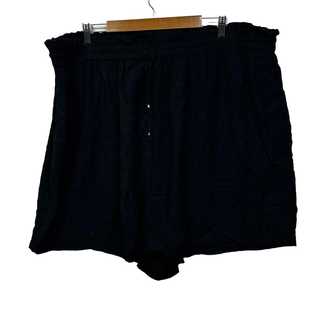 City Chic Black Shorts - Size 26
