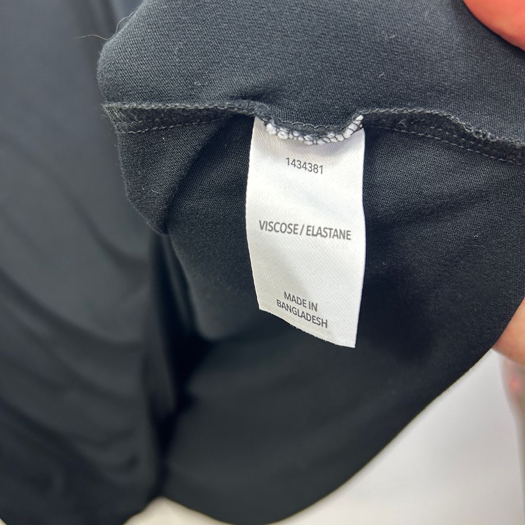 Avella Black Plus Size Top - Size 26